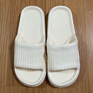 ❤️ Miniso Classic Slide Shoes Unisex Size 37/38 240M NWT